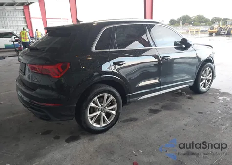 2024 Audi Q3 Premium 45 Tfsi S Line Quattro Tiptronic z USA, uszkodzony, nr VIN WA1DECF36R1115807